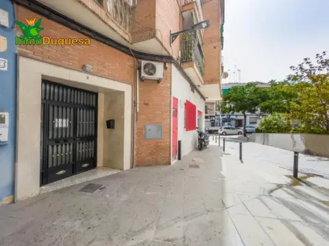 Piso en Plaza de Poniente, 2