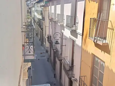 Piso en calle San Jacinto