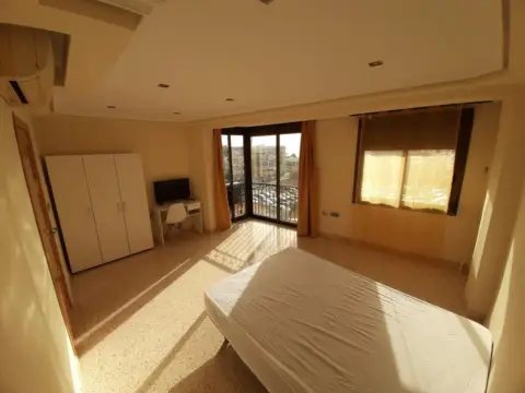 Habitación en Carrer de Palasiet