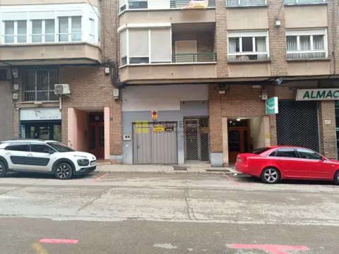 Local comercial en calle Santo Domingo de la Calzada, 1