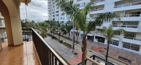 Piso en calle de Hernán Cortés, 1