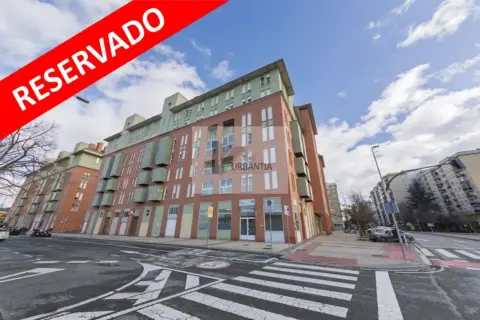 Piso en Ortiz de Landázuri Doktorearen Plaza