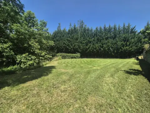 Terreno en Paradores