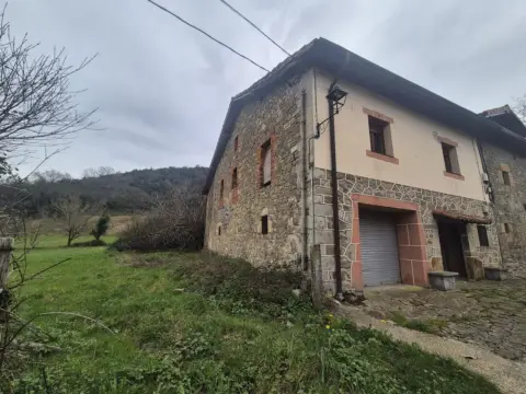 Casa pareada en Partearroyo