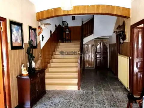 Chalet en calle Calvo Sotelo