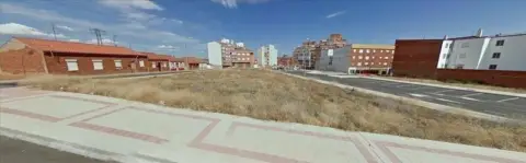 Terreno en calle Ventas Oeste