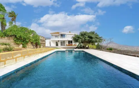 Chalet en Lugar Lomo la Hoya