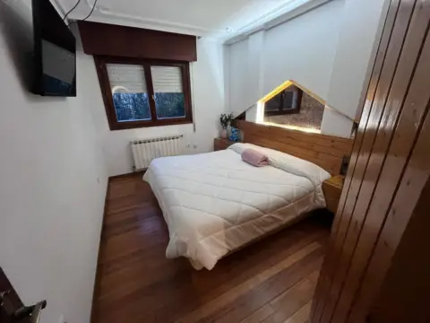 Piso en Avenida de Juan Hormaechea Cazón