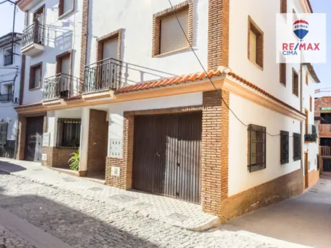 Casa adosada en calle Barea