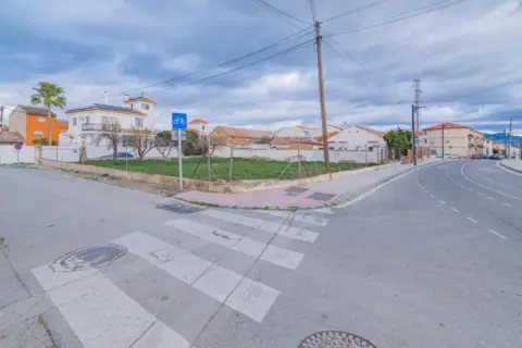 Terreno en Camino del Molinillo, 15