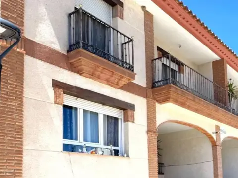 Casa adosada en calle del Moral