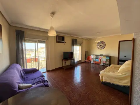 Apartamento en calle Real de Cartuja, 71