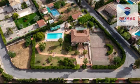 Chalet en Urbanización Alijares, 40