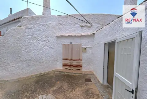 Casa en Barrio Nuevo, 91