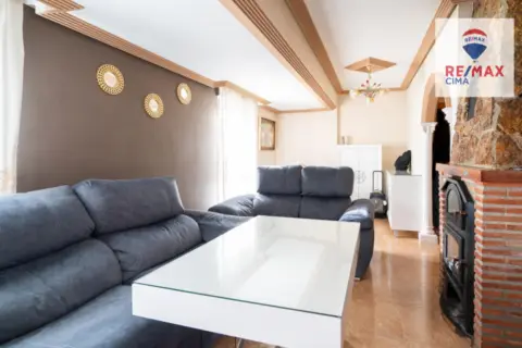 Casa en calle Iglesia, nº 1