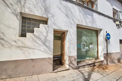 Local comercial en Avenida de José de Mora