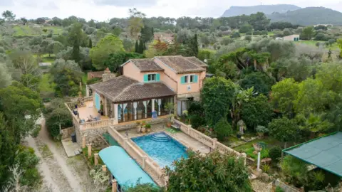 Finca rústica en Nucleo Urbano 54