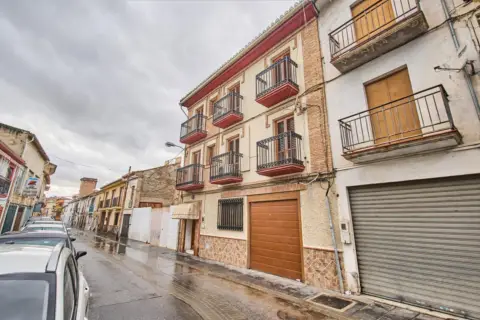 Casa adosada en calle del Carmen, 6