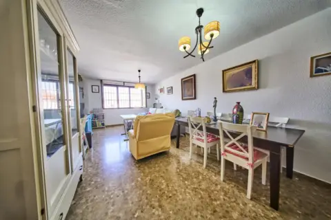 Piso en calle Ribera del Beiro