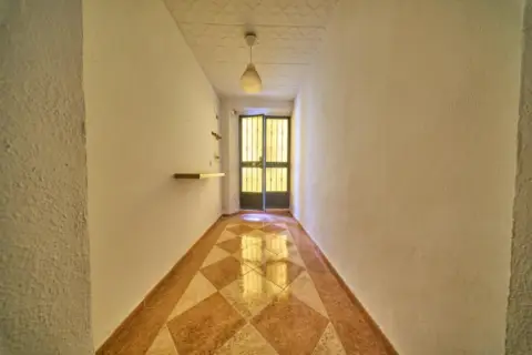 Casa adosada en calle Parra Alta de Cartuja