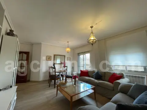 Piso en calle de la Hípica