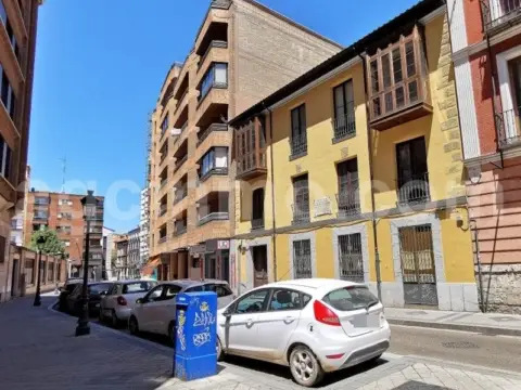 Piso en calle de Núñez de Arce