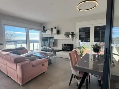 Chalet en Nuevo Chinchon