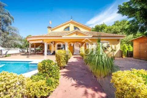 Chalet en calle Vinaroz