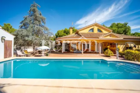 Chalet en calle Vinaroz
