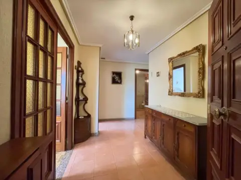 Piso en calle de Adelino Pérez