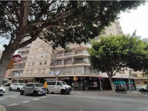 Piso en Plaça del Fortí