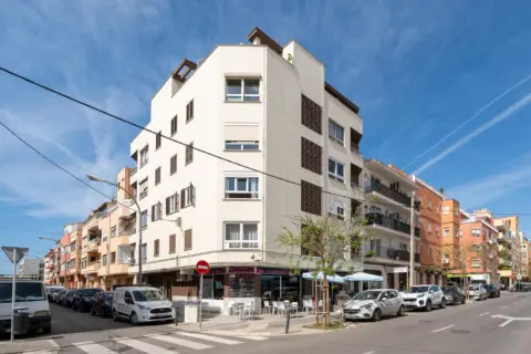 Piso en calle Mariano Viada