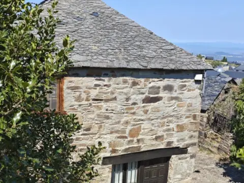 Casa en calle El Acebo