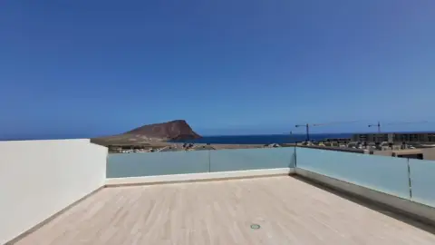 Ático en calle Pizarro