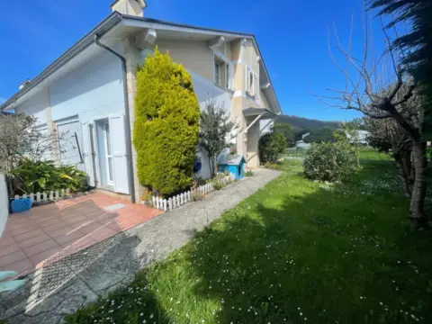 Casa pareada en Argoños