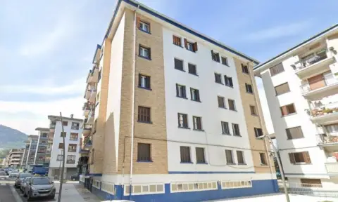 Piso en calle Santa Kurtz