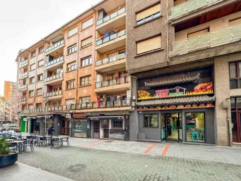 Piso en calle de Galizia