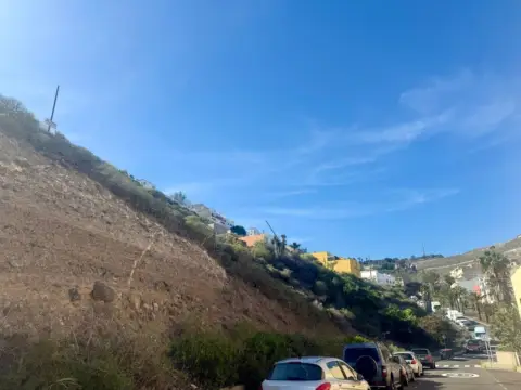 Terreno en calle Guanaboa, 38