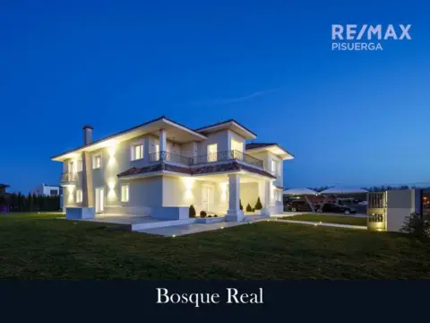 Chalet en calle Alemania, 9