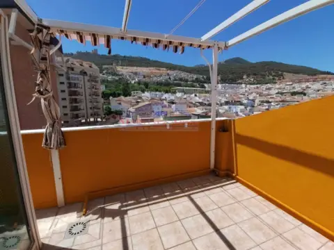 Dúplex en calle del Doctor Federico Castillo