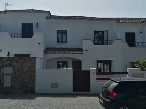 Casa pareada en Benalup  Casas Viejas