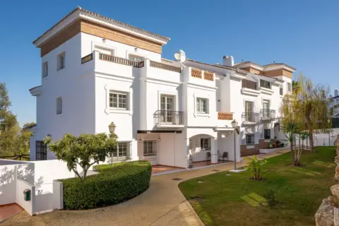 Casa adosada en Buenavista-Lauro Golf