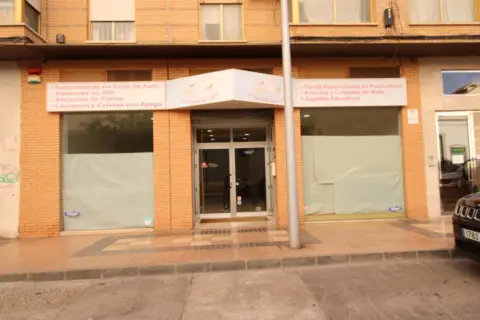 Local comercial en calle Almirante Baldasano