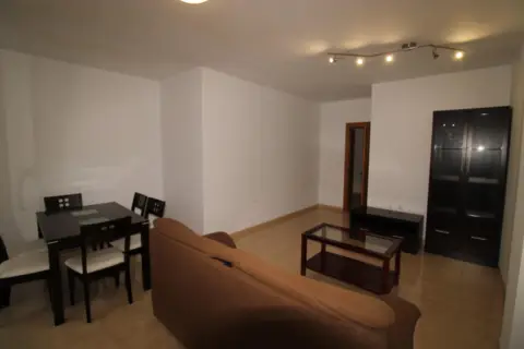 Piso en Los Dolores-Los Gabatos