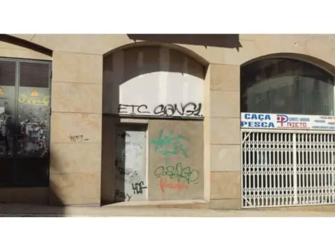 Local comercial en Carrer d'Orosi, 2