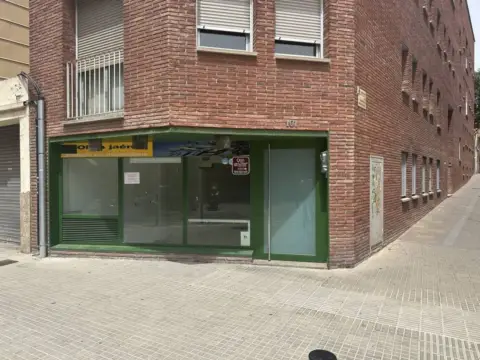 Local comercial en Carrer de la Falguera