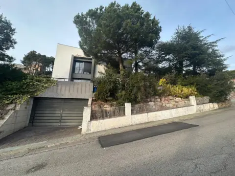 Chalet en El Serrat de L Atmella