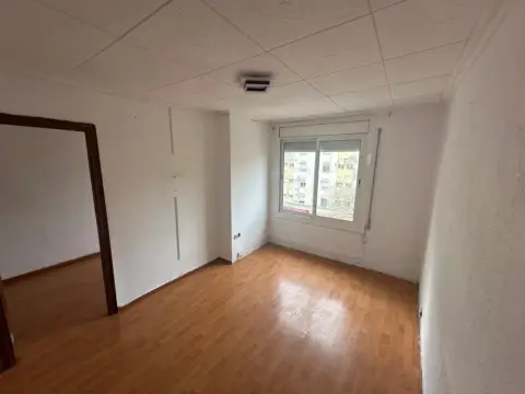 Piso en Les Termes