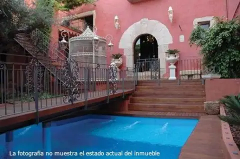 Edificio en Carrer de la Pau