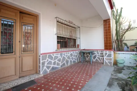 Casa en calle de Enrique Granados